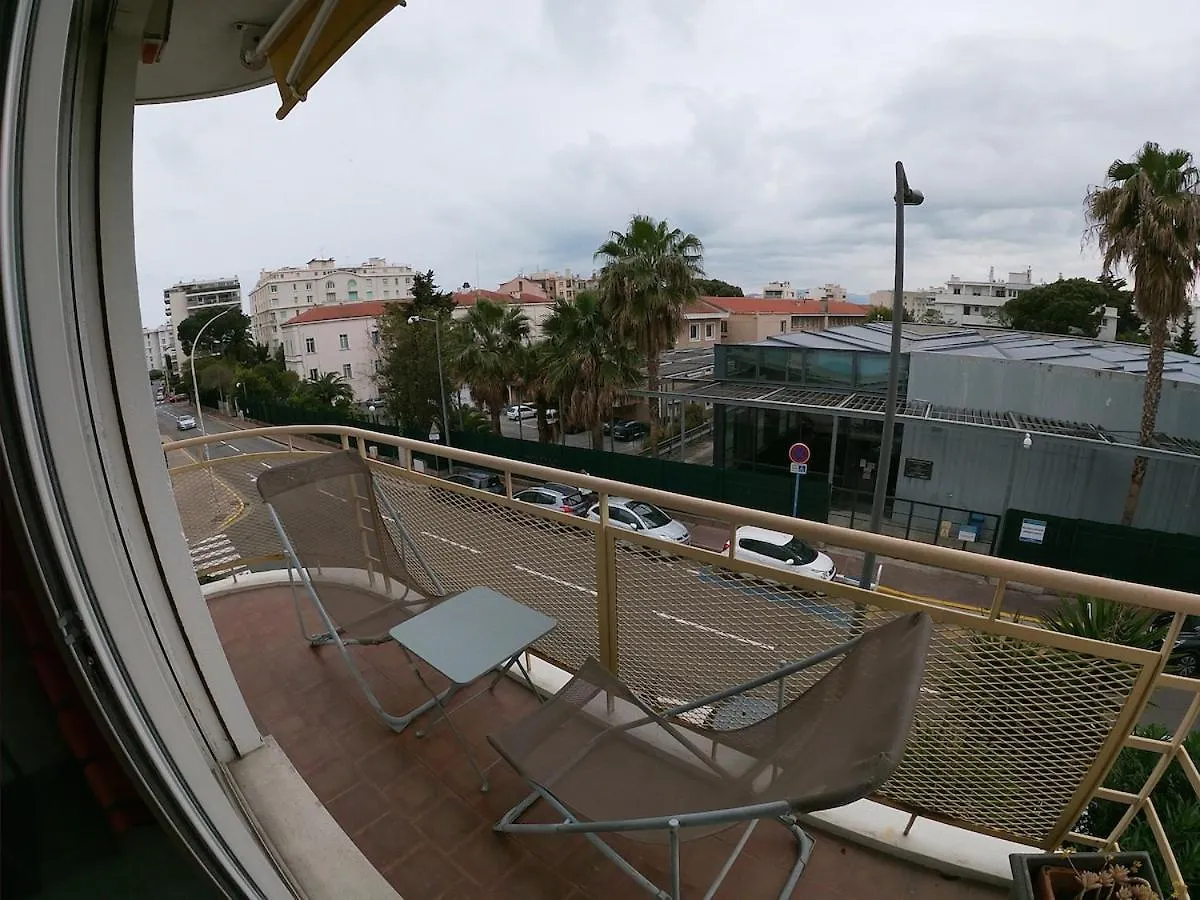 Cannes Apartment Near Croisette France