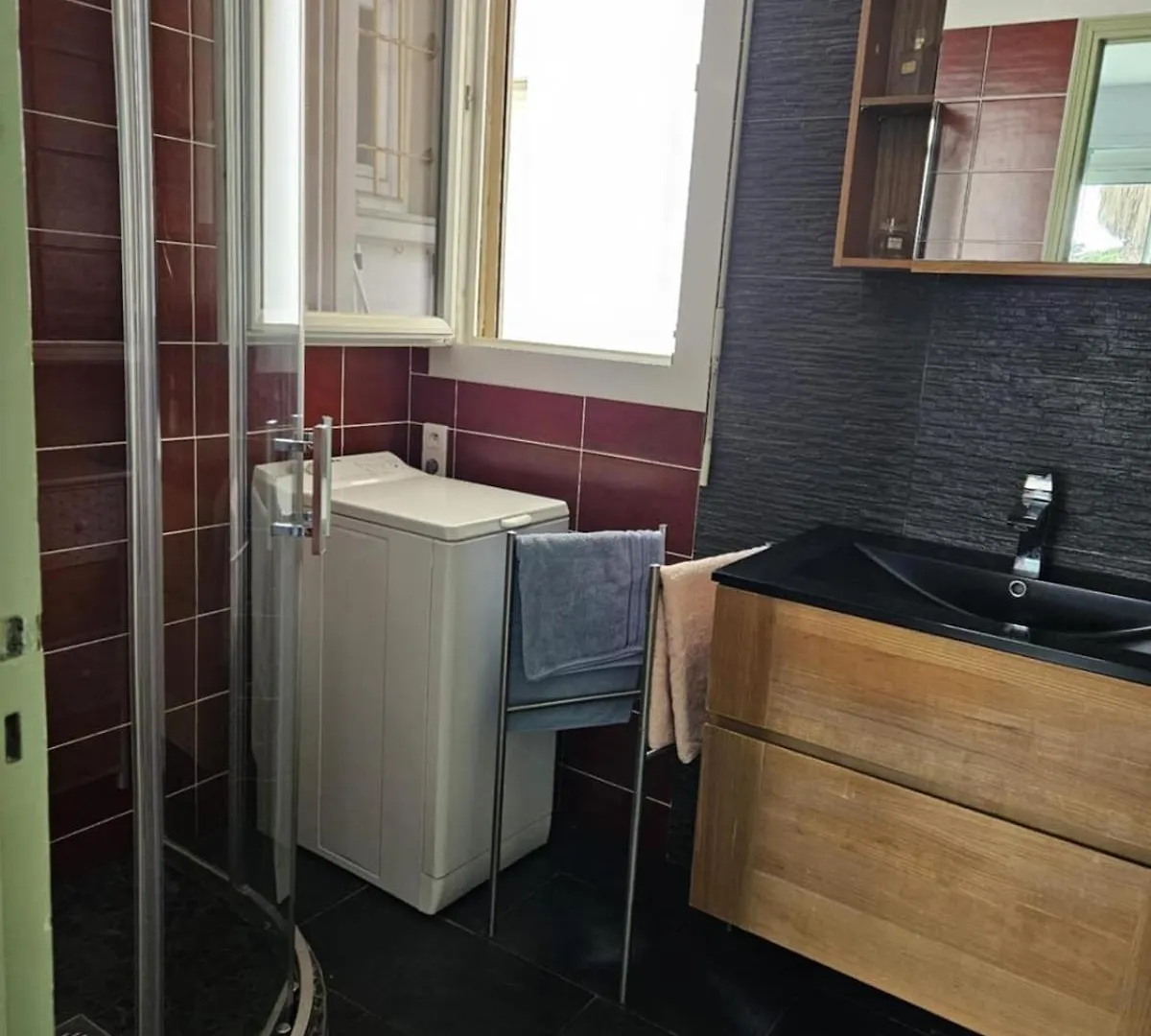 Cannes Apartment Near Croisette France
